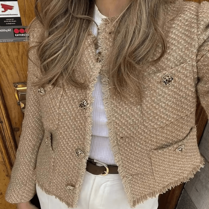 GISELA - ELEGANTE JACKE MIT GOLDENEN KNÖPFEN