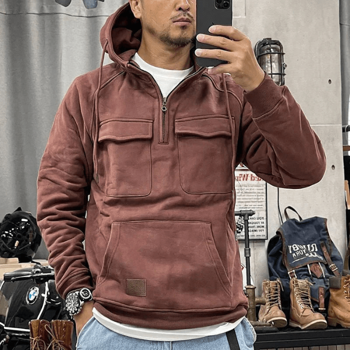 DEREK - KAPUZENPULLOVER MIT GROẞEN TASCHEN