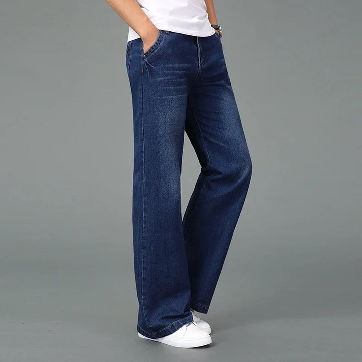 FRED - JEANS MIT WEITEM SCHNITT