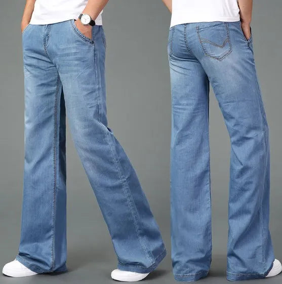 FRED - JEANS MIT WEITEM SCHNITT