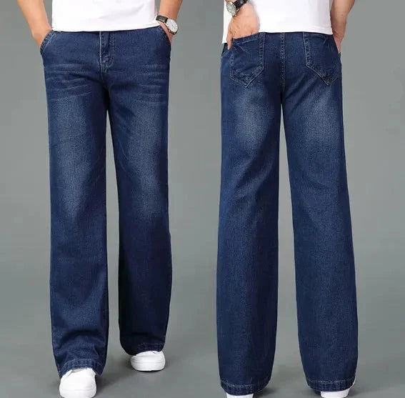 FRED - JEANS MIT WEITEM SCHNITT