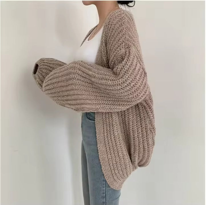 CHRISTA - ÜBERGROSSE STRICKJACKE