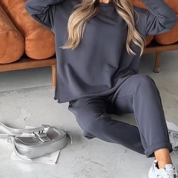 DANIELLE - SET AUS SWEATSHIRT UND GERADER HOSE